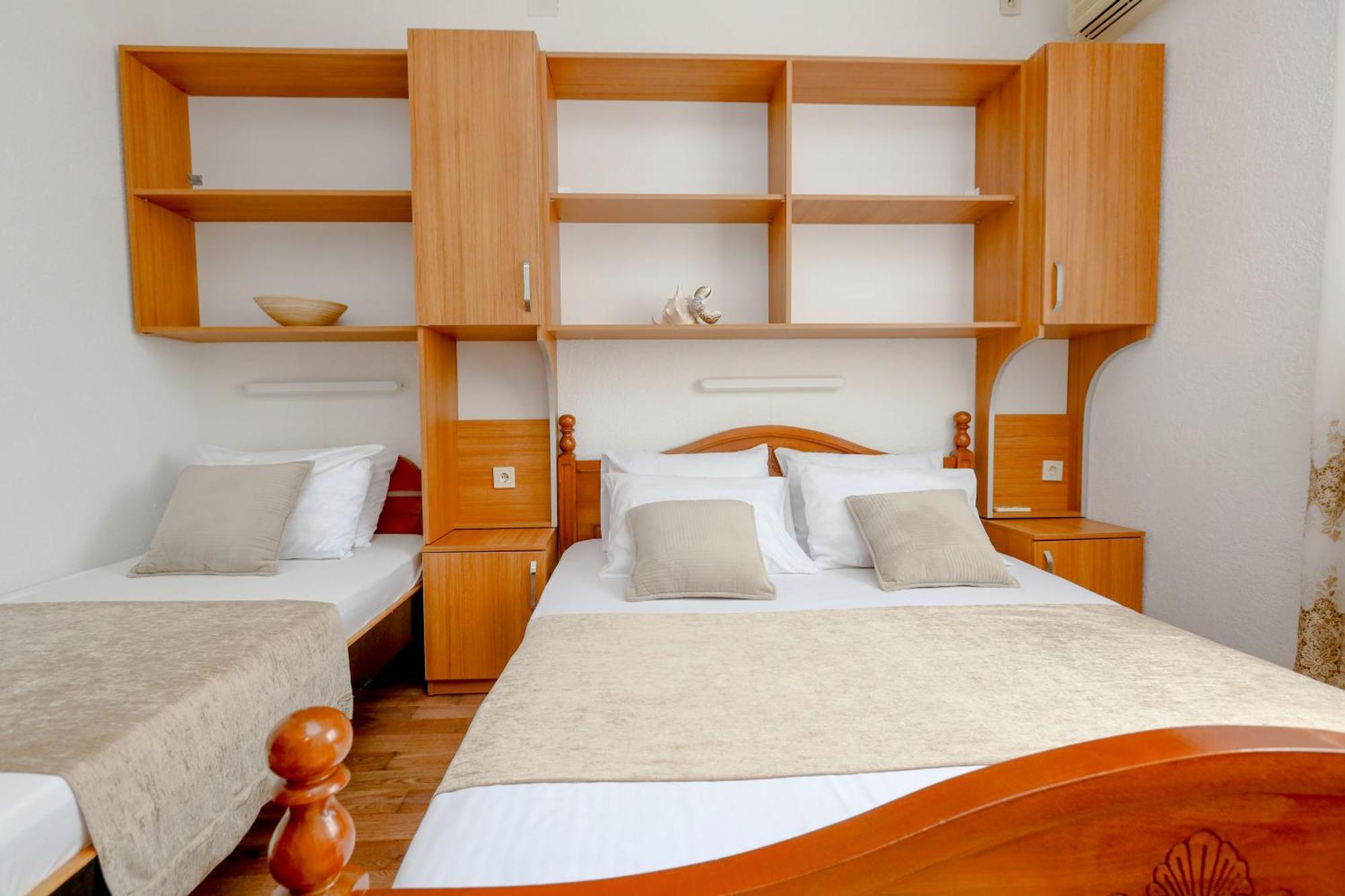 Apartments Oliva 尤塔哈 外观 照片